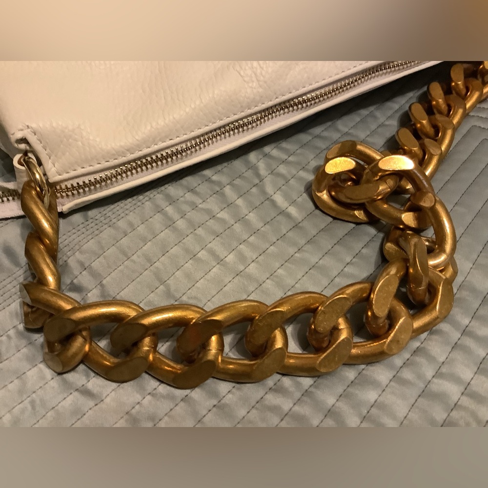 Monica Bini White Leather Handbag Purse With Gold Chain Strap NEW - Picture 4 of 11